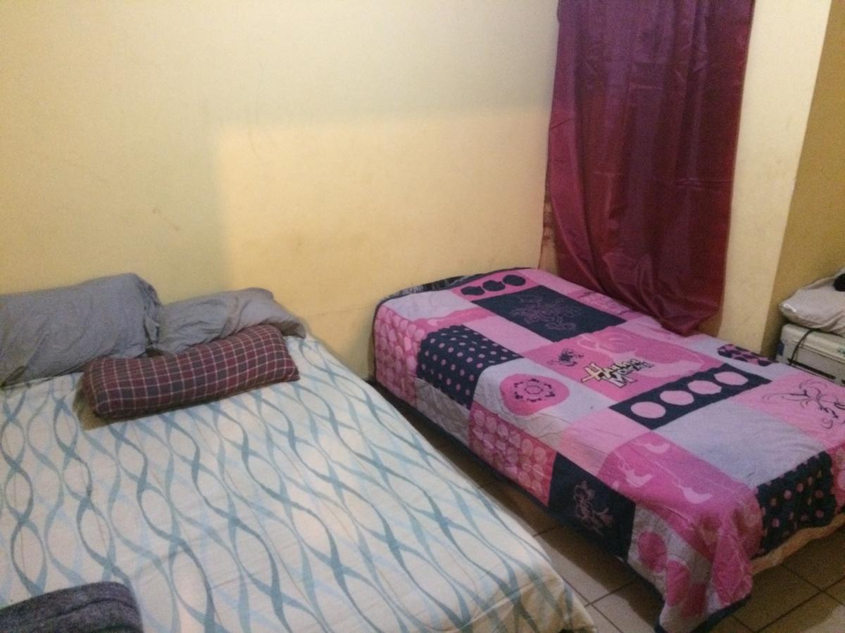 Blanquita Guesthouse Мануэль-Ф.-Мартинес Экстерьер фото